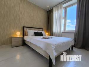 1-к квартира, посуточно, 37м2, 22/40 этаж