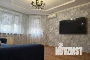 1-к квартира, посуточно, 42м2, 8/17 этаж