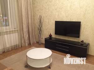 1-к квартира, посуточно, 48м2, 3/23 этаж