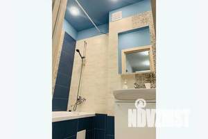 2-к квартира, посуточно, 40м2, 22/44 этаж