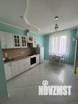 2-к квартира, посуточно, 68м2, 15/25 этаж