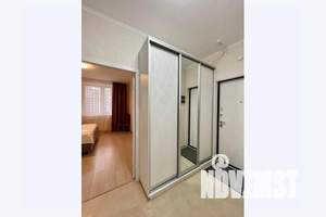 1-к квартира, посуточно, 38м2, 12/22 этаж