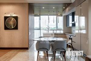 3-к квартира, на длительный срок, 135м2, 7/8 этаж