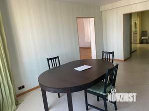 3-к квартира, на длительный срок, 130м2, 23/25 этаж