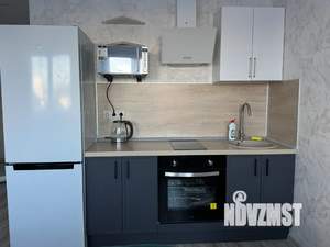 Студия квартира, посуточно, 29м2, 1/8 этаж