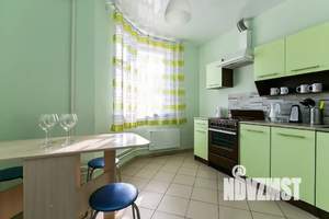 1-к квартира, посуточно, 39м2, 16/25 этаж