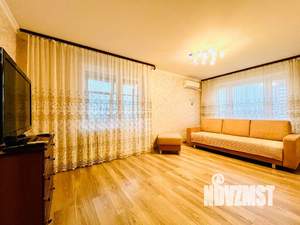 2-к квартира, посуточно, 52м2, 8/14 этаж