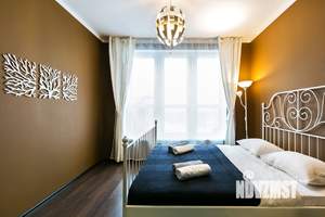 1-к квартира, посуточно, 42м2, 18/22 этаж