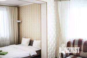 2-к квартира, посуточно, 60м2, 1/1 этаж