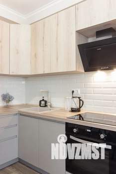 1-к квартира, посуточно, 35м2, 12/16 этаж