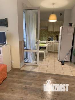 Студия квартира, посуточно, 33м2, 3/10 этаж