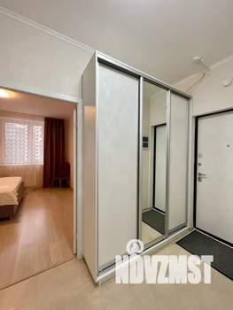 1-к квартира, посуточно, 40м2, 12/20 этаж