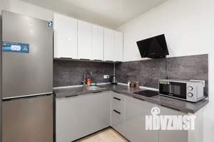 1-к квартира, посуточно, 38м2, 6/9 этаж