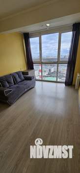 Студия квартира, на длительный срок, 26м2, 17/18 этаж