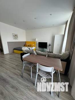 Студия квартира, посуточно, 37м2, 20/28 этаж