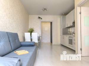 1-к квартира, посуточно, 37м2, 22/40 этаж