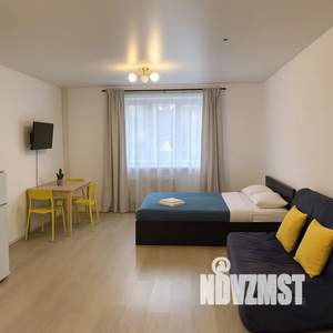 Студия квартира, посуточно, 20м2, 1/17 этаж