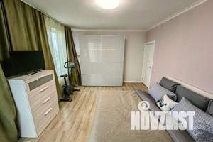 2-к квартира, посуточно, 58м2, 18/33 этаж