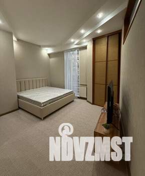 3-к квартира, на длительный срок, 120м2, 3/5 этаж