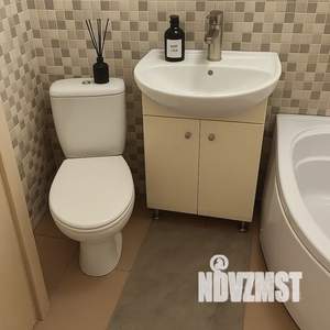 Студия квартира, посуточно, 20м2, 1/17 этаж