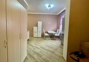 2-к квартира, на длительный срок, 72м2, 2/2 этаж
