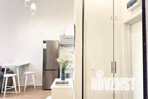 1-к квартира, посуточно, 40м2, 1/9 этаж