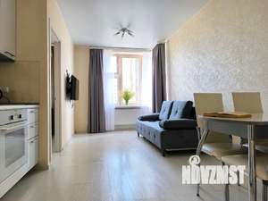 1-к квартира, посуточно, 37м2, 22/40 этаж