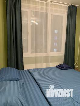 2-к квартира, посуточно, 40м2, 5/8 этаж