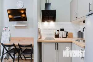 1-к квартира, посуточно, 16м2, 1/1 этаж