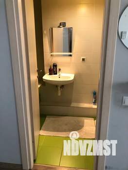 Студия квартира, посуточно, 35м2, 3/10 этаж