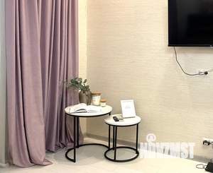 Студия квартира, посуточно, 39м2, 10/25 этаж