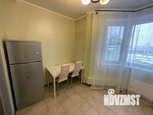 1-к квартира, посуточно, 38м2, 9/21 этаж