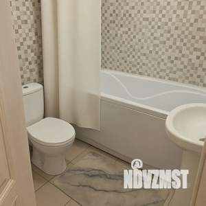 Студия квартира, посуточно, 20м2, 1/17 этаж