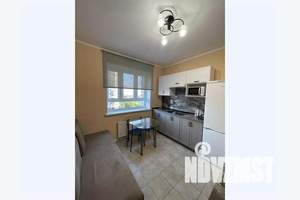 1-к квартира, посуточно, 36м2, 9/16 этаж