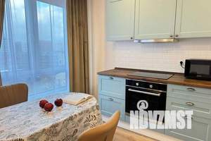 1-к квартира, посуточно, 35м2, 4/9 этаж