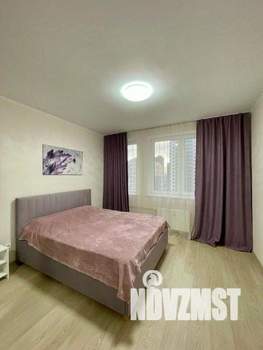 1-к квартира, посуточно, 40м2, 1/1 этаж