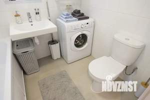 Студия квартира, посуточно, 32м2, 7/9 этаж