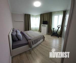 2-к квартира, посуточно, 58м2, 18/33 этаж
