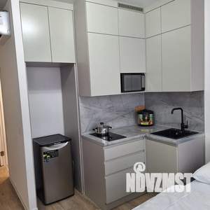 Студия квартира, посуточно, 21м2, 8/19 этаж