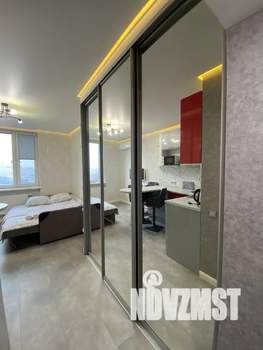 Студия квартира, посуточно, 18м2, 18/30 этаж