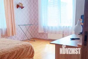 2-к квартира, посуточно, 55м2, 1/1 этаж