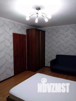 1-к квартира, посуточно, 43м2, 1/1 этаж