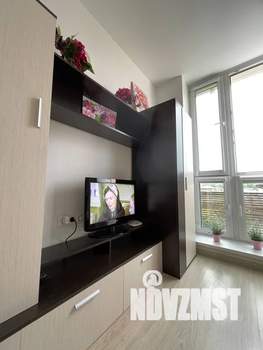 Студия квартира, посуточно, 25м2, 2/6 этаж