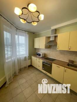 1-к квартира, посуточно, 38м2, 9/21 этаж