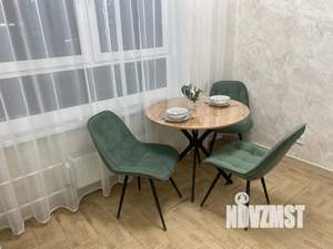 1-к квартира, посуточно, 38м2, 4/15 этаж