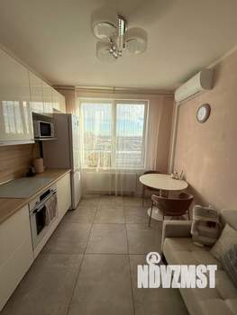 1-к квартира, посуточно, 35м2, 15/35 этаж