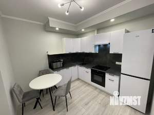 1-к квартира, на длительный срок, 42м2, 4/22 этаж
