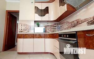 1-к квартира, посуточно, 43м2, 3/22 этаж