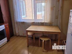 1-к квартира, посуточно, 37м2, 1/1 этаж