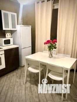 1-к квартира, посуточно, 40м2, 6/20 этаж